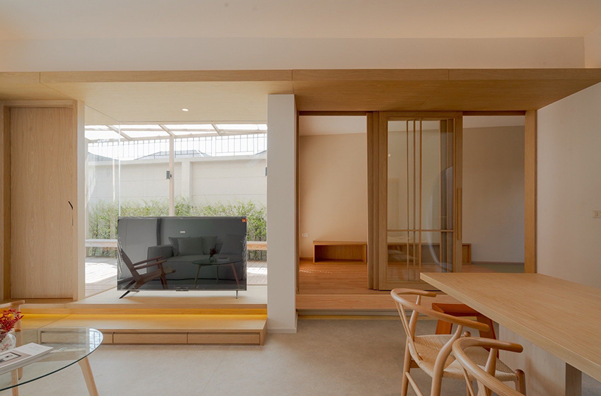 House with Shared Pool in Srinakarin 